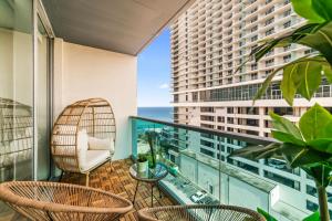 Un balcón o terraza en Oceanfront Condo with Ocean View and Beach Access