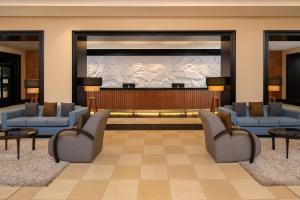 Posezení v ubytování Sheraton Kampala Hotel