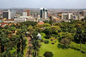 Nespecifikovaný výhled na destinaci Kampala nebo výhled na město při pohledu z hotelu