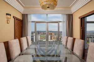 Posezení v ubytování Sheraton Kampala Hotel