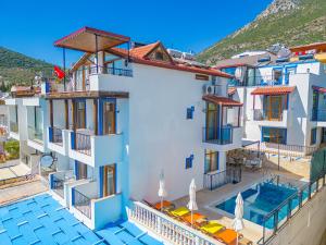 The swimming pool at or close to Pazar Apartments