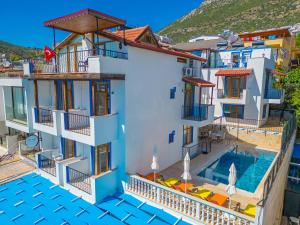 The swimming pool at or close to Pazar Apartments
