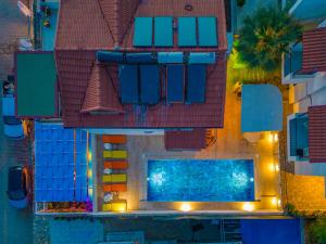 The swimming pool at or close to Pazar Apartments