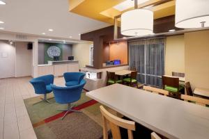 Posezení v ubytování Fairfield Inn & Suites Austin University Area