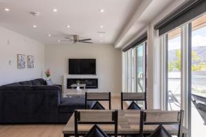 TV a/nebo společenská místnost v ubytování Premium Deluxe suites 201