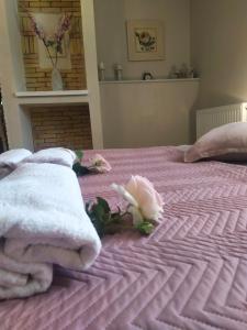 Posteľ alebo postele v izbe v ubytovaní Olyna’s Apartment N.S Preveza