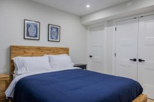 Postel nebo postele na pokoji v ubytování Premium Deluxe suites 201
