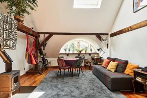 Część wypoczynkowa w obiekcie Cesar Apartment