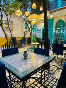 Restaurace v ubytování Riad Al Nour