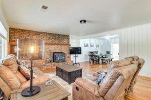 Gallery image of Deck and Pool Table Pinetop-Lakeside Nature Escape in Pinetop-Lakeside
