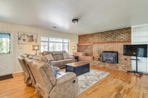 Gallery image of Deck and Pool Table Pinetop-Lakeside Nature Escape in Pinetop-Lakeside