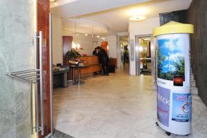 Majoituspaikan Hotel Unger aula tai vastaanotto