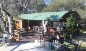 Das Gebäude in dem sich der Campingplatz befindet