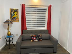 Χώρος καθιστικού στο Kai's Place at Tim Pappies 3rd Floor luxury villa