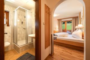 Kúpeľňa v ubytovaní Oberlehenhof + 37 fotografií