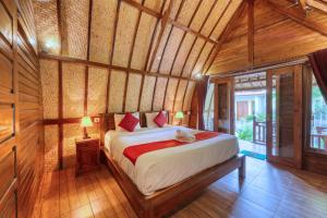 Katil atau katil-katil dalam bilik di Gati Cottage +44 gambar