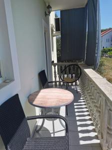 Balkón nebo terasa v ubytování Apartmani Tereza