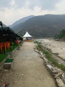 Φωτογραφία από το άλμπουμ του Hill dew camps σε Uttarkāshi