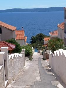 Galeriebild der Unterkunft Sunset Dreams - 5min Beach walk in Trogir