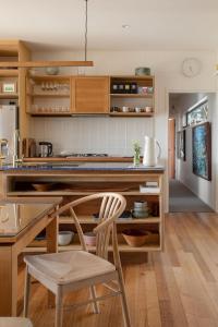 Gallery image of Fig Place Wonderful Vista in Lindisfarne +35 photos