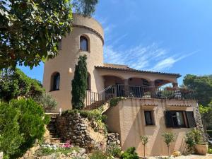 Fotografia z galérie ubytovania Maresme 61 Privat pool v destinácii L'Estartit