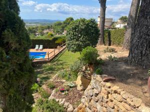 Fotografia z galérie ubytovania Maresme 61 Privat pool v destinácii L'Estartit