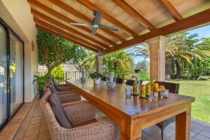 Zahrada ubytování Villa Cal Moliner by Sealand Villas + 37 fotografií