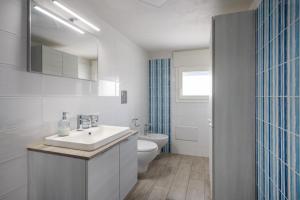 Un baño de Gufo di Mare - Celeste 12 fotos más