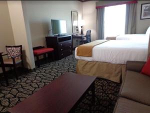 Gallery image of Holiday Inn Express and Suites Lubbock South by IHG in Lubbock