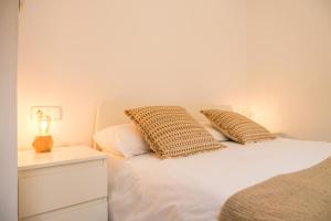 Foto de la galeria de Ca l'Eudald 1, Descubre Besalú en familia a Besalú