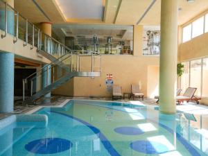 Бассейн в Thalassa Boutique Hotel & Spa или поблизости
