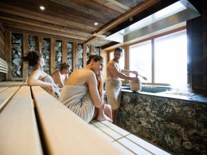Majutusasutuse Almwellness Hotel Pierer külastajad