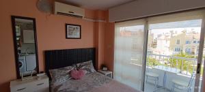 Μια τηλεόραση ή/και κέντρο ψυχαγωγίας στο Estudio junto al Mar