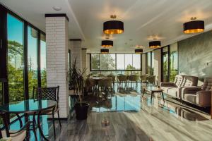 Posezení v ubytování Capo Verde Hotel Batumi
