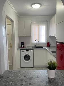 Kuchyňa alebo kuchynka v ubytovaní Apartment Luz del Sol