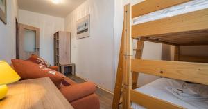 Postel nebo postele na pokoji v ubytování EA Hotel Lipno