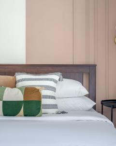 Postel nebo postele na pokoji v ubytování GuestReady - Luxe Studio with JLT Park View