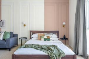 Postel nebo postele na pokoji v ubytování GuestReady - Luxe Studio with JLT Park View