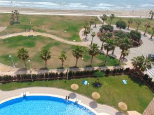 Bazén v ubytování Marina d’Or Beachfront-Vista al mar frontal nebo v jeho okolí