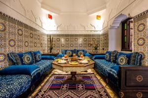 Posezení v ubytování Riad Dar Azul