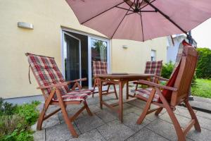 Ein Patio oder anderer Außenbereich in der Unterkunft Haus Neuhof 01
