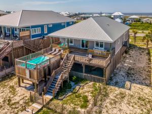 Swimmingpoolen hos eller tæt på DI Nest