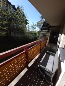 Balkón alebo terasa v ubytovaní Apartament Pod Brzyzkiem & Spa