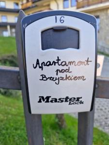 Certifikát, ocenenie alebo iný dokument vystavený v ubytovaní Apartament Pod Brzyzkiem & Spa