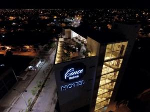 Φωτογραφία από το άλμπουμ του Hotel Cinco Monteria σε Montería