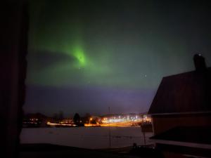 Φωτογραφία από το άλμπουμ του 2-bedroom villa with a patio and garden σε Väja