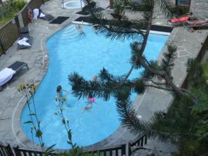 Πισίνα στο ή κοντά στο Le Grand Ours - Ski in ski out 4 bed chalet, Arc 1950
