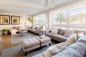 Posedenie v ubytovaní Heart of San Sebastian⎮Walk Score 99⎮3 Baths