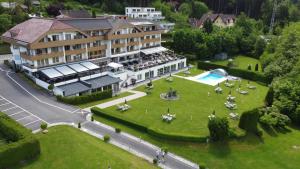 Budynek, w którym mieści się hotel