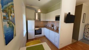 Köök või kööginurk majutusasutuses Apartment in Kalamaja
